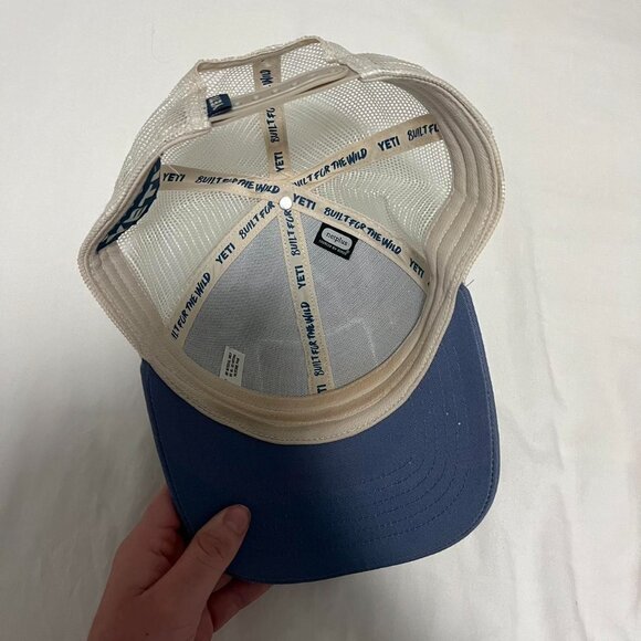 Blue Yeti trucker hat - Picture 2 of 2